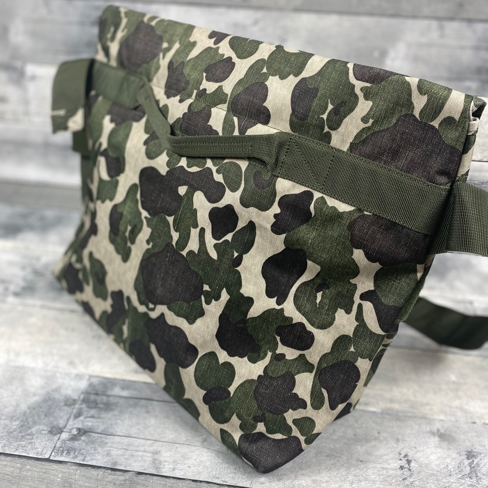 Herschel Camo messenger bag tote - Picture 4 of 7
